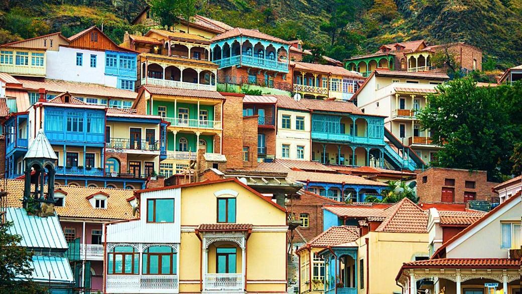 Hostel Pirosmani Tbilisi Bagian luar foto